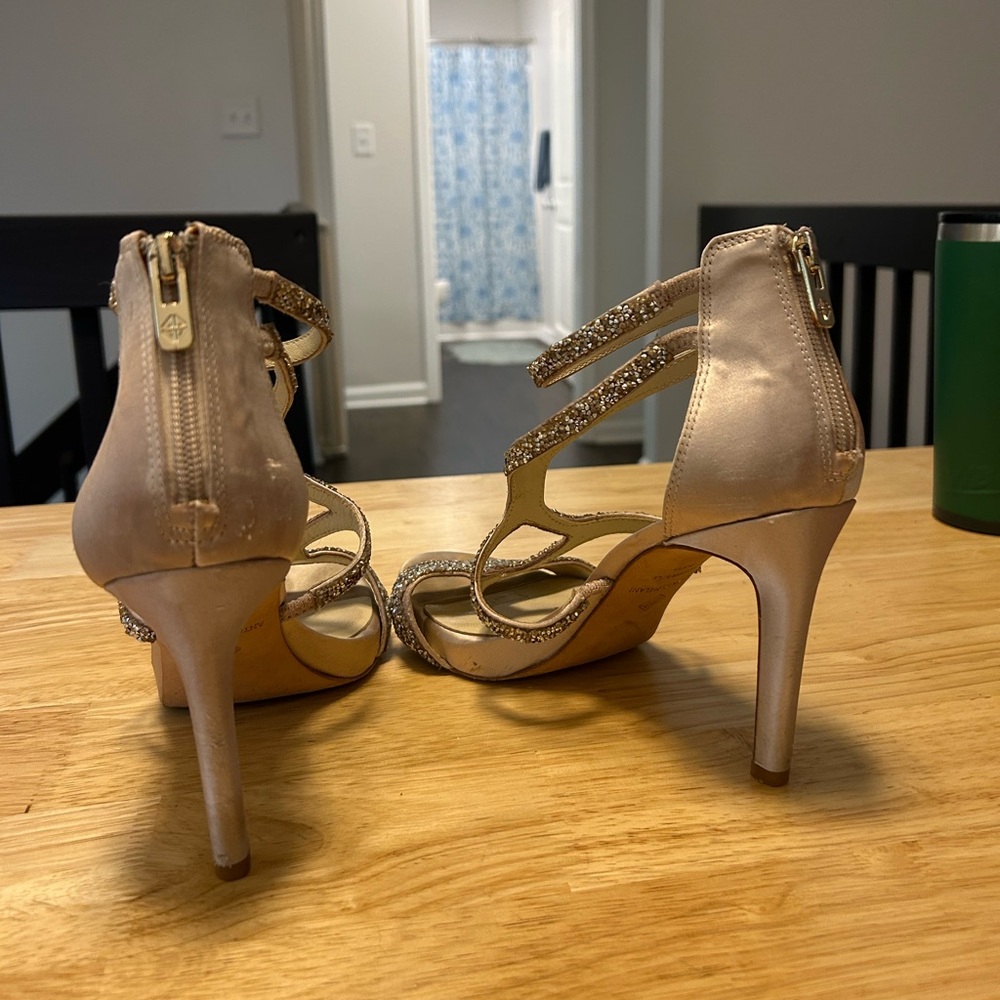 Antonio Melani Heels Sz 9.5 - Picture 5 of 8